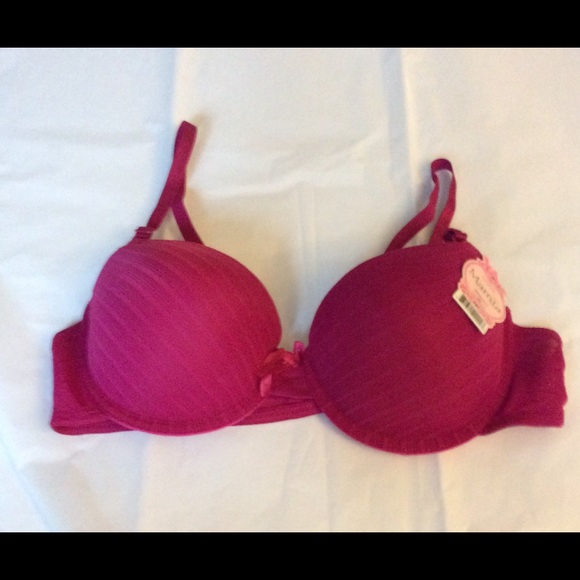 Ladies Bra NWT - Picture 1 of 6